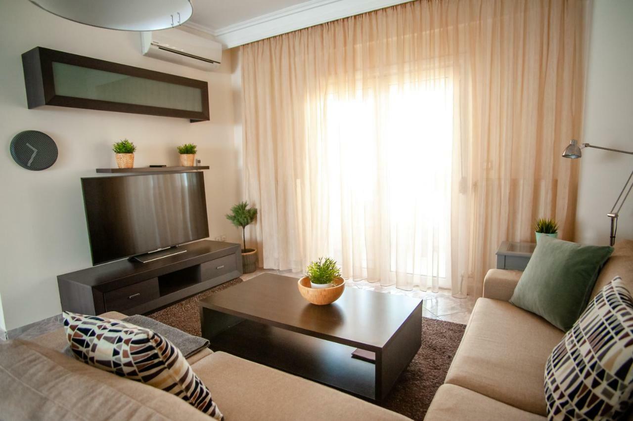 Aegean Family Apartment Peraía Esterno foto